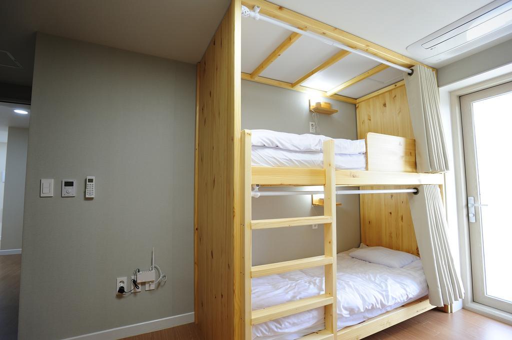 Hannah Guesthouse Чеджудо Экстерьер фото